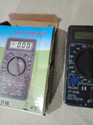 DT-830B Multimetro Digitale