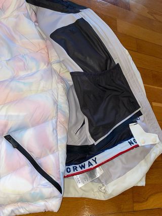 Chaqueta de 800€ Helly Hansen 3 en 1 Talla M nueva