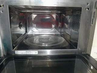 Microondas Whirlpool Talent Grill Crisp 26L