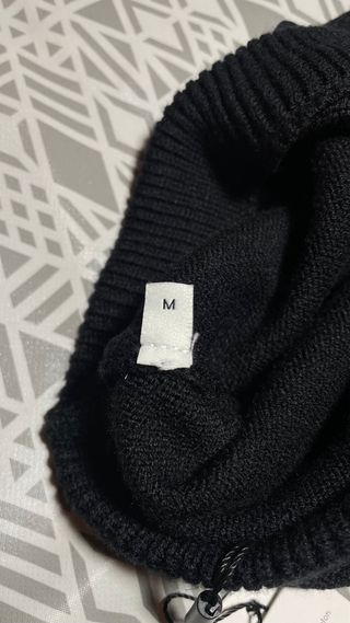 Jersey AMI Paris Negro Corazón Rojo