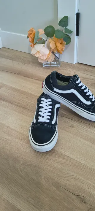 Zapatillas Vans Old Skool Negras Blancas