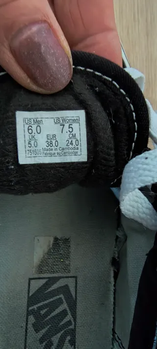 Zapatillas Vans Old Skool Negras Blancas