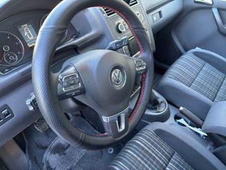 Volkswagen Touran 2012