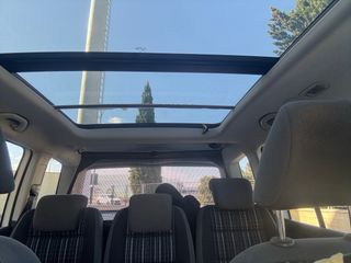 Volkswagen Touran 2012