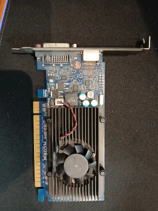 Tarjeta Gráfica Nvidia GeForce GT 520