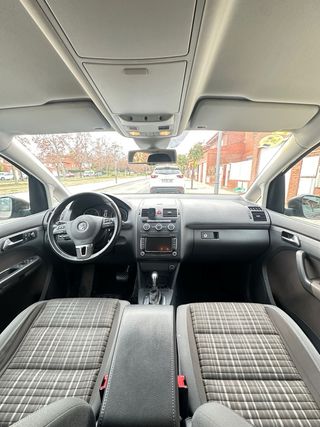 Volkswagen Touran 2013