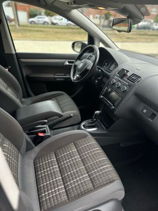 Volkswagen Touran 2013