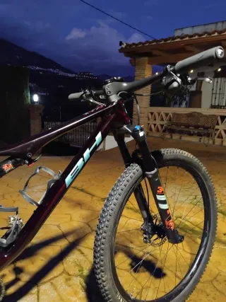 BH Lynx Race 6.5 2024 talla M no hago envios