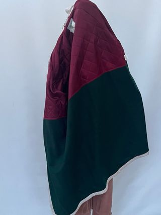 Trench vintage donna beige con dettagli rossi