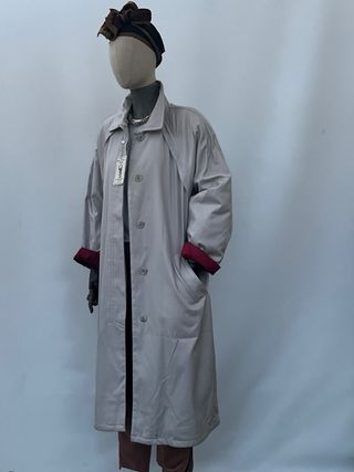 Trench vintage donna beige con dettagli rossi