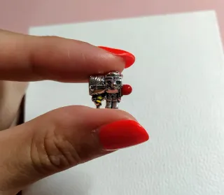 Charm familia Fredricksen UP