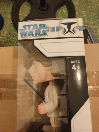 Funko Pop Luke Skywalker Star Wars (1)