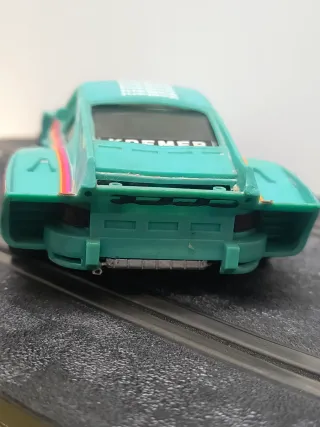 Scalextric Porsche 935 Vaillante