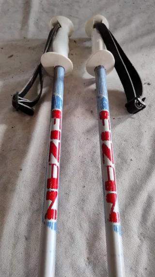 Bastoncini sci con impugnatura bianca