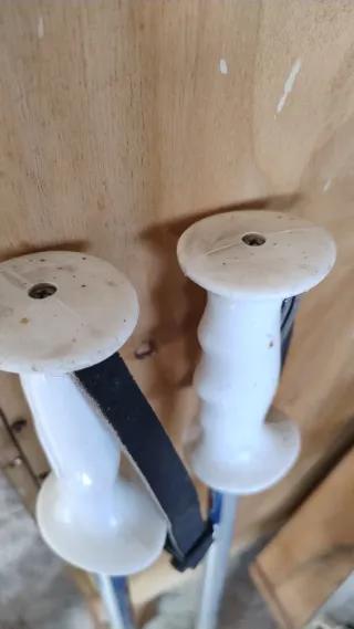 Bastoncini sci con impugnatura bianca