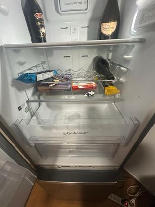 Nevera Whirlpool plateada