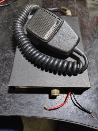 Emisora CB  27Mz modelo KR 405A/F