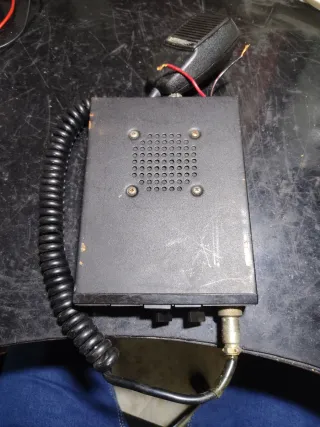 Emisora CB  27Mz modelo KR 405A/F