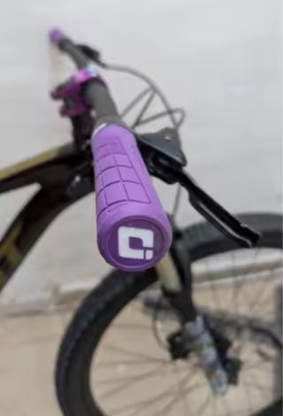 Puños ODI Morados mtb bicicleta