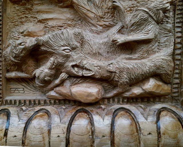 Talla Roble Acorralado 1980