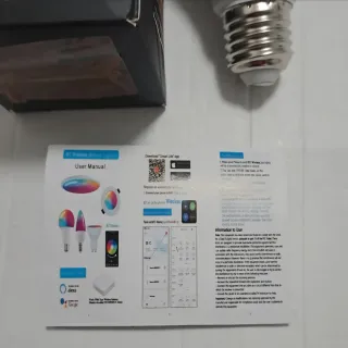 Lampadina LED 9W RGB+CCT WiFi Tuya