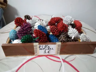 Piñas Naturales Decoración Navideña