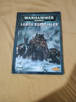 Codex Antiguo Lobos Espaciales