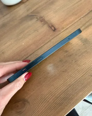 iPhone 13 Azul Medianoche