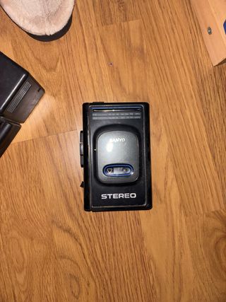 Walkman Sanyo Negro Portátil