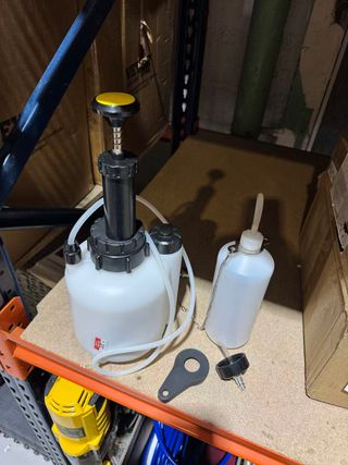 Kit Purgador Frenos y Embrague