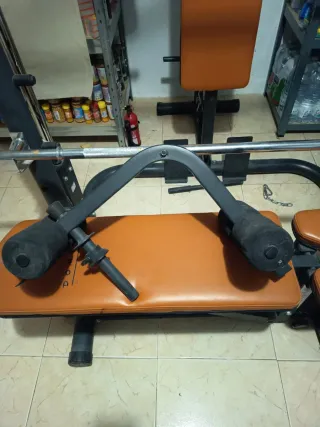 Máquina Multiestación Domyos BM900