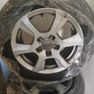 4 Llantas Originales Audi con Neumáticos