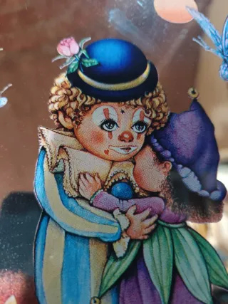 Specchio con cornice in legno e stampa