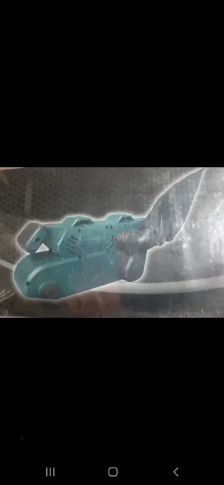 Lijadora de banda 900W - NUEVA