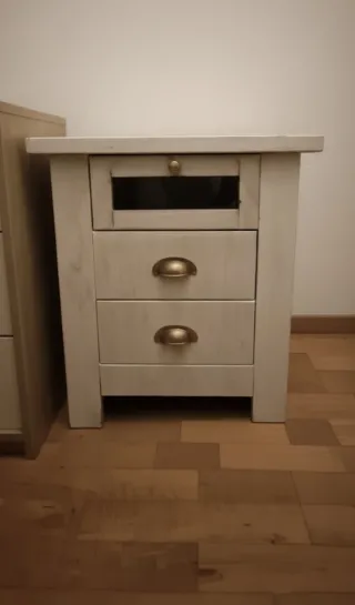 ​Pack Dormitorio: Armario + Mesita. REGALO CÓMODA!