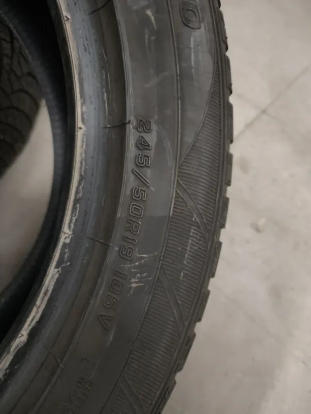 Neumáticos Invierno 245/50R19 105V M+S Falken