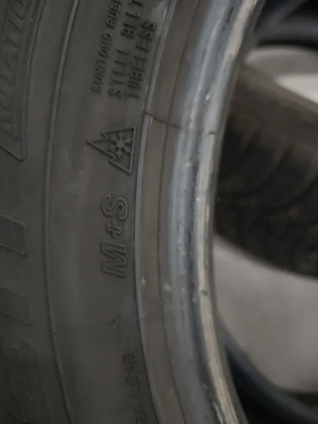 Neumáticos Invierno 245/50R19 105V M+S Falken