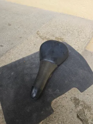 Sillín Tune Carbono