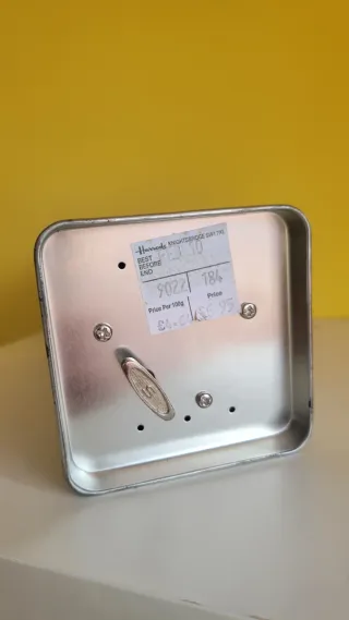 Caja metálica musical Londres Harrods + Regalo