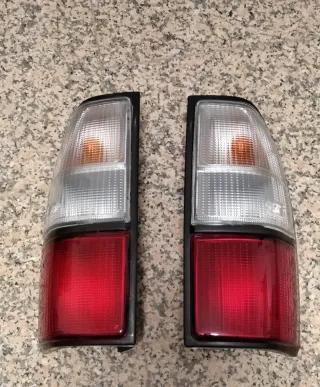 Pilotos Traseros Toyota Land Cruiser