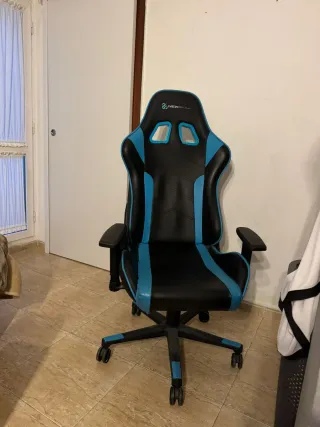 Silla Gaming Newskill Ajustable y Reclinable