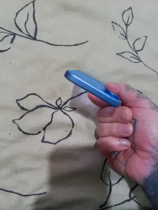 En venta iPhone 16 GB 128 gb estado impoluto con f