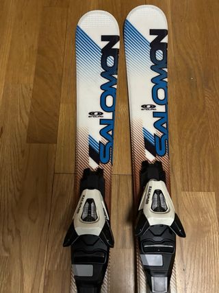 Esquís Salomon Enduro Niños y bastones adaptables