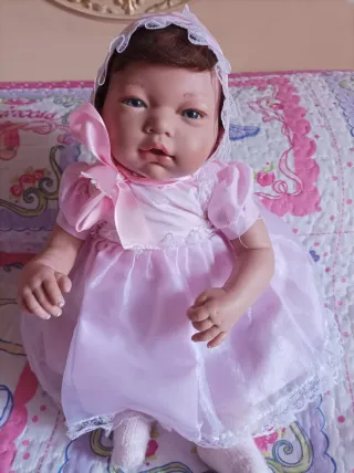 Bebé Reborn  + lote de ropita.