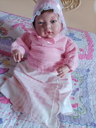 Bebé Reborn  + lote de ropita.
