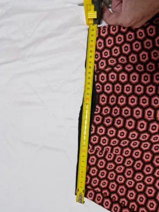 Pantalón pitillo ZARA T. S estampado