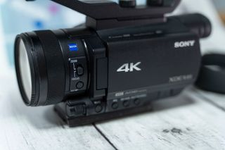 Cámara Sony PXW-Z90 4K XDCAM Profesional