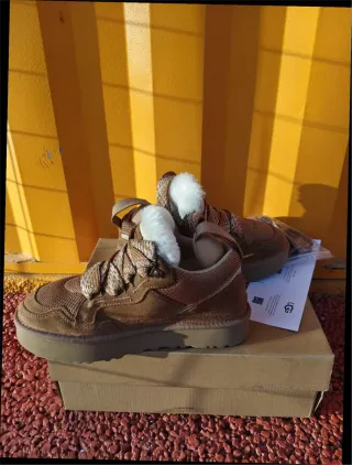 UGG Lowmel Chestnut/Dune Botas