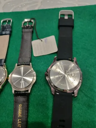 Lotto 6 orologi 5 nuovi mai indossati unisex