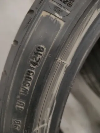 225/40R19 93Y Pirelli Pzero (4119)